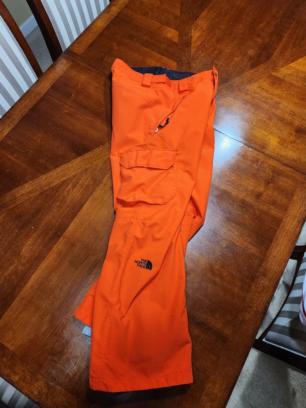 The North Face Men’s Orange Cargo Snow Pants Size Small